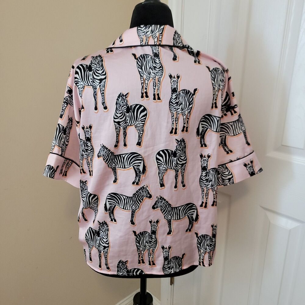 River Island Satin Light Pink With Zebra Short Sleeve Pajama Top Size M - Picture 3 of 6